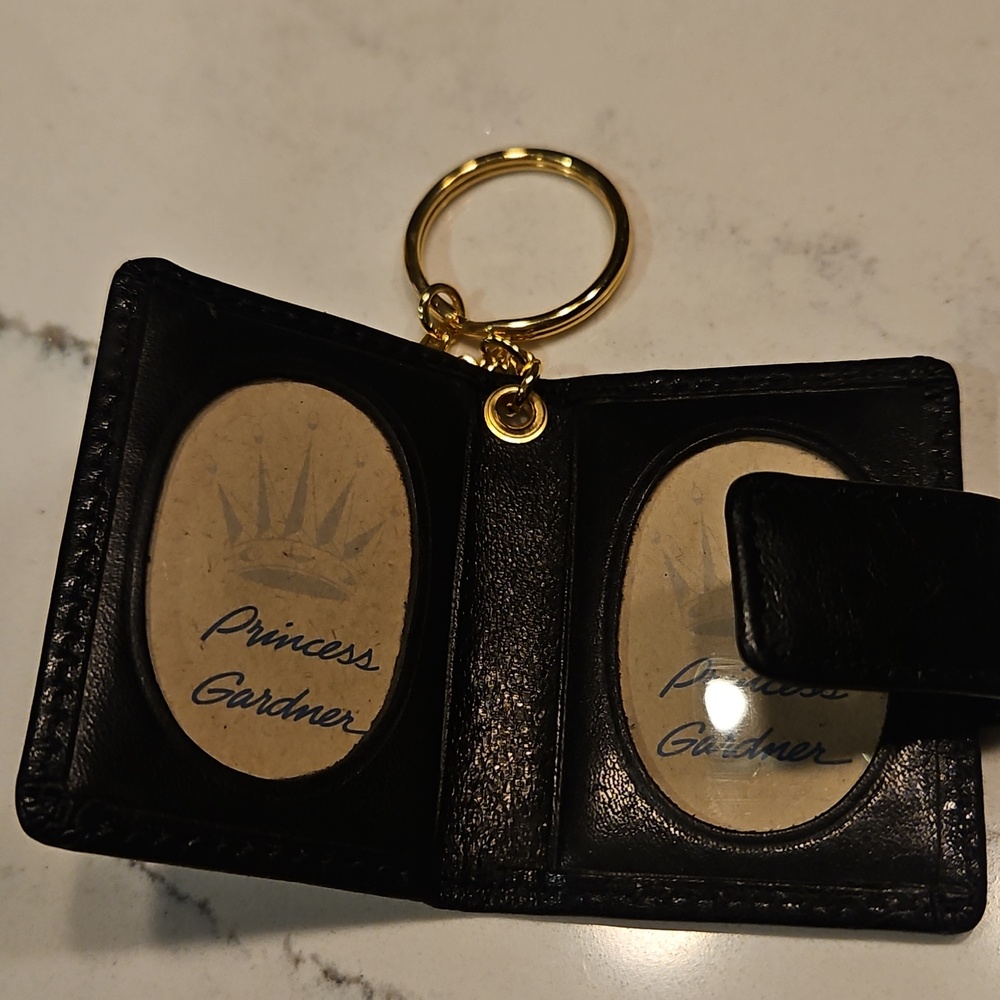 Princess Gardner Double Photo Frame Leather Key Ring Black - Picture 3 of 6